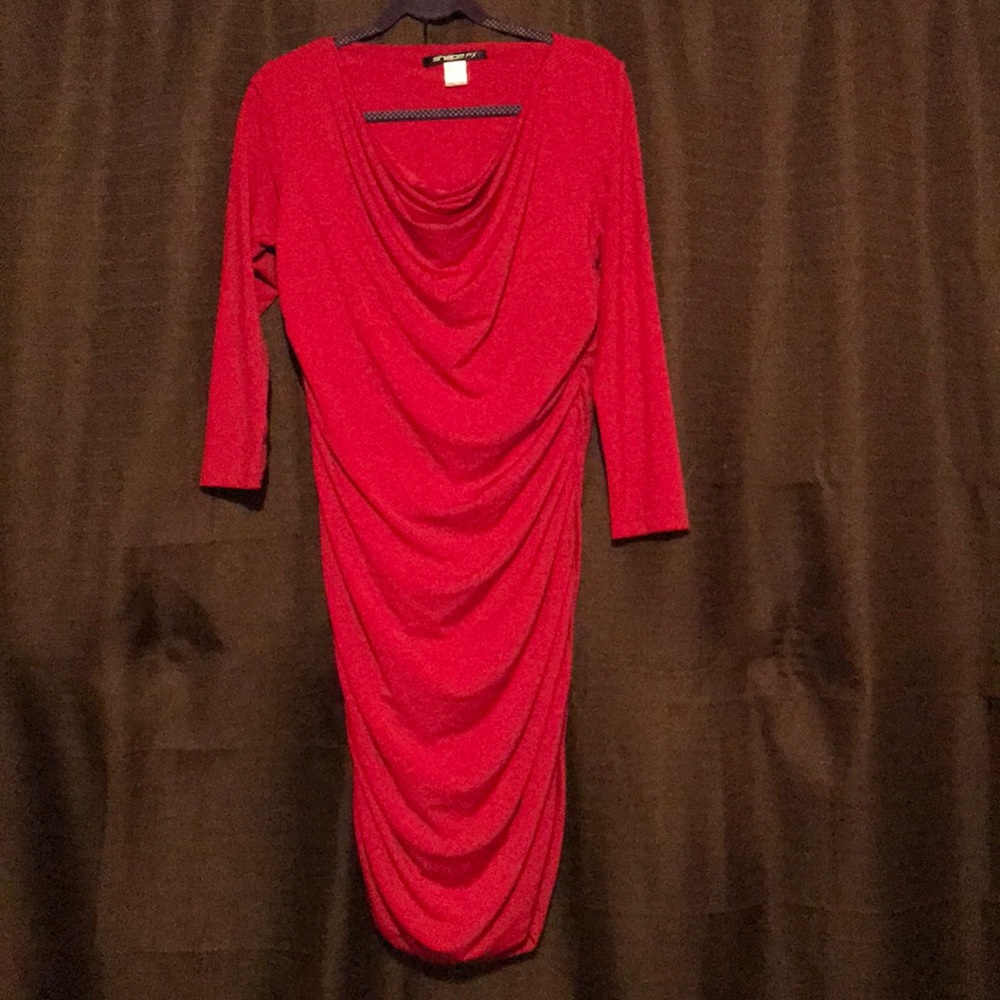 Red fitted dress